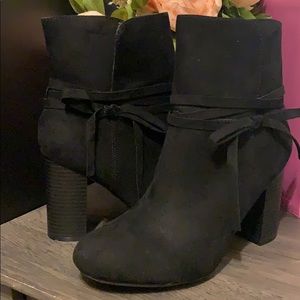 Black heeled booties